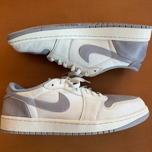 Air Jordan 1 Retro Low OG 'Atmosphere Grey'